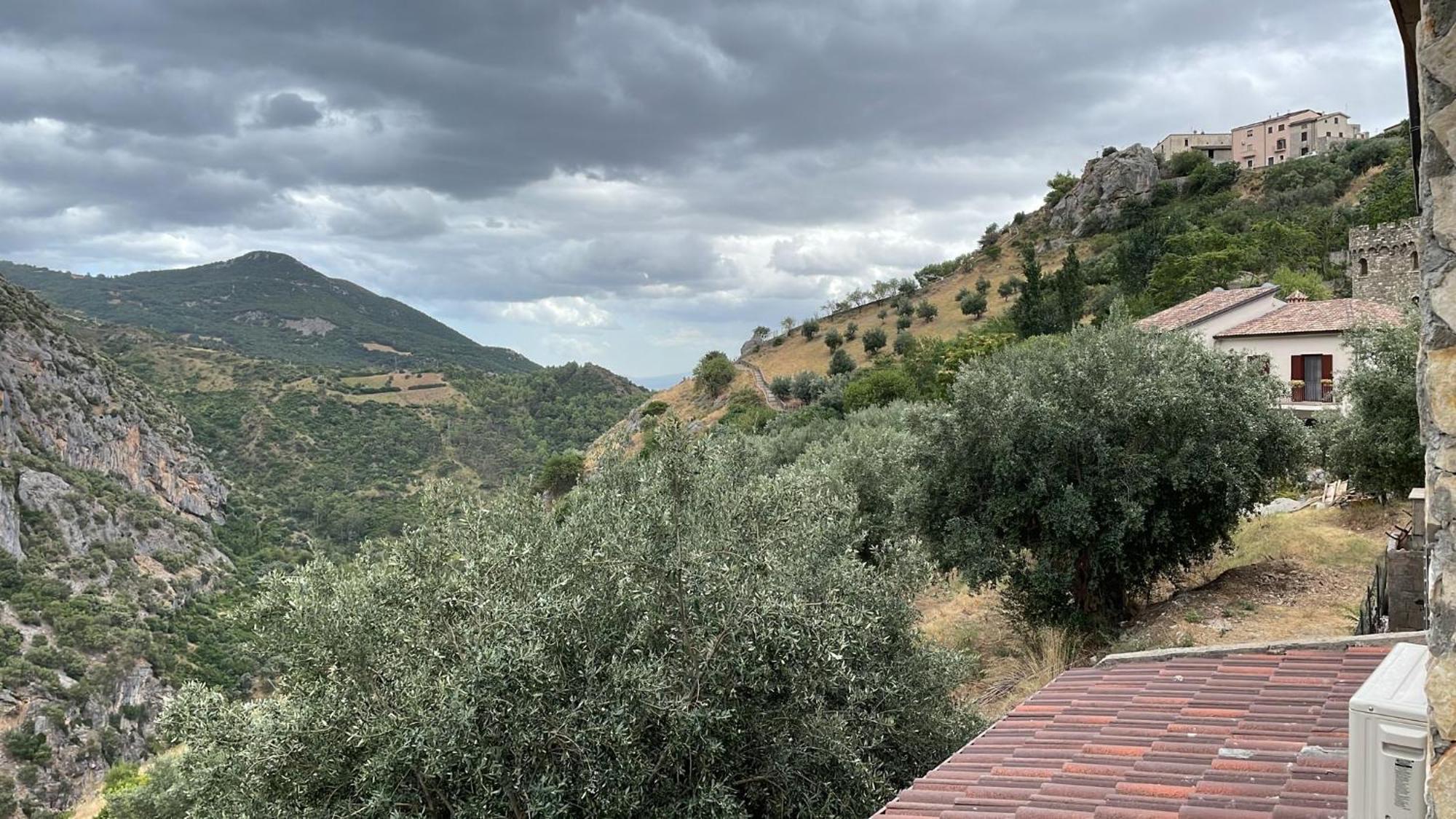 Bed and Breakfast L'Oasi Del Raganello Civita Exterior foto